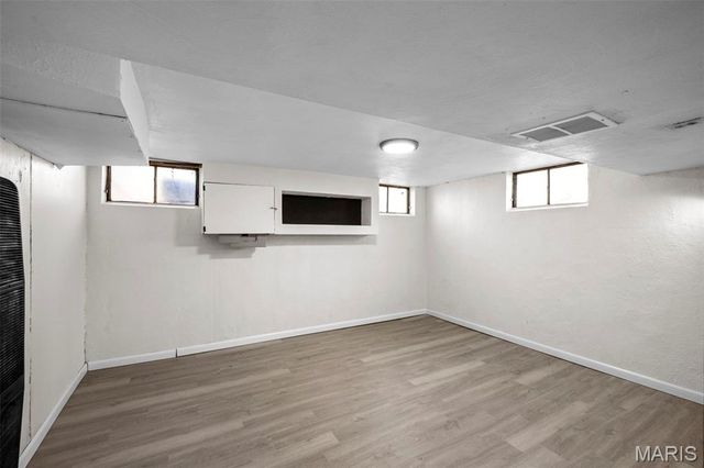 1201 Ensley, St Louis, MO 63137