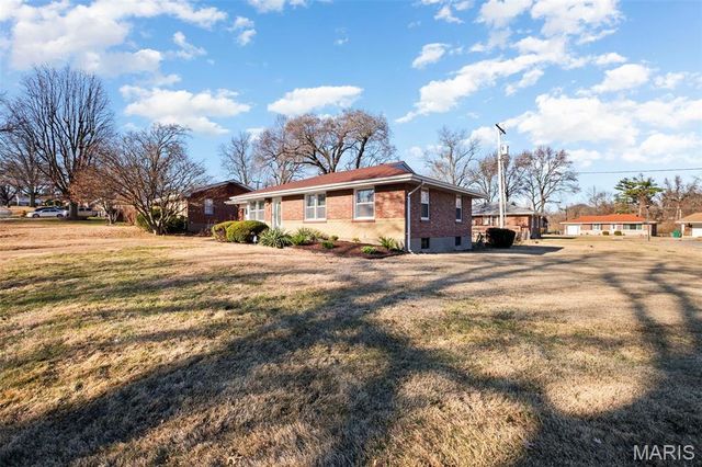 1201 Ensley, St Louis, MO 63137