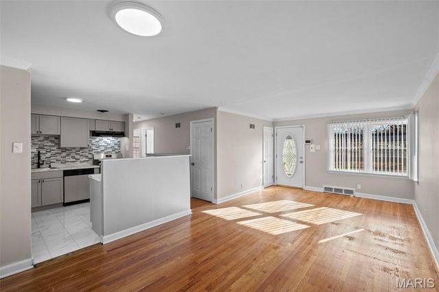 1201 Ensley, St Louis, MO 63137