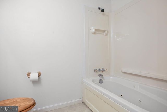 5068 MACNAMARA DR, Fredericksburg, VA 22407