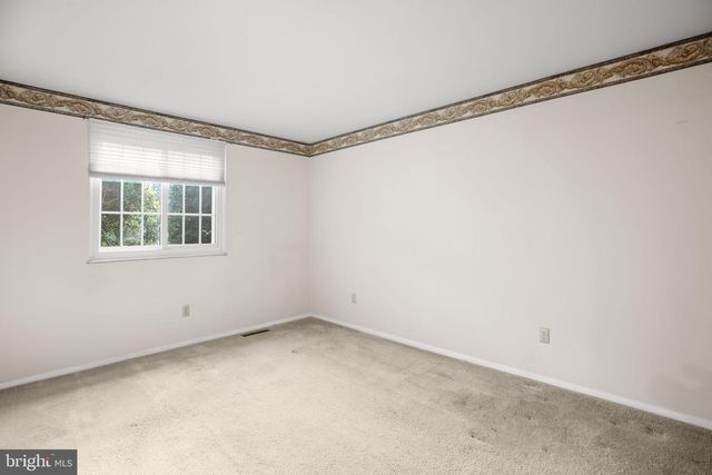 5068 MACNAMARA DR, Fredericksburg, VA 22407