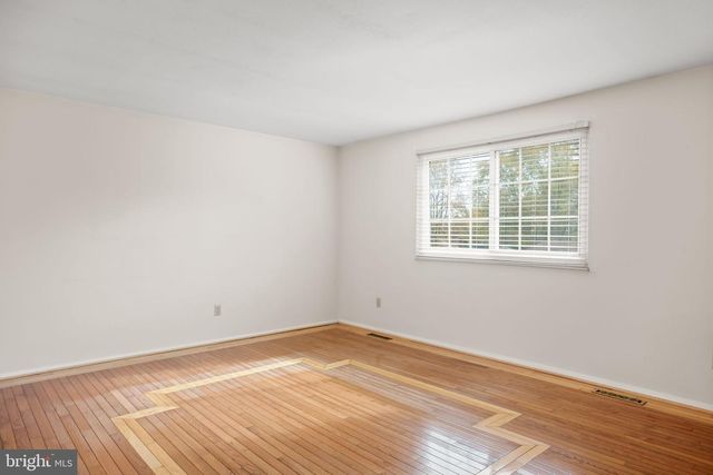 5068 MACNAMARA DR, Fredericksburg, VA 22407