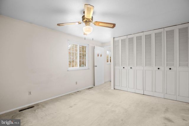 5068 MACNAMARA DR, Fredericksburg, VA 22407