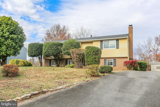 5068 MACNAMARA DR, Fredericksburg, VA 22407