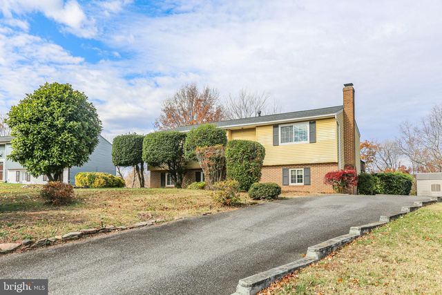 5068 MACNAMARA DR, Fredericksburg, VA 22407