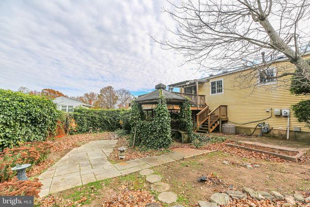 5068 MACNAMARA DR, Fredericksburg, VA 22407