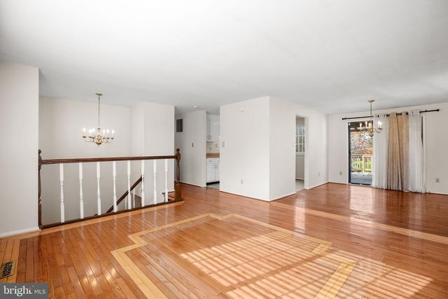 5068 MACNAMARA DR, Fredericksburg, VA 22407