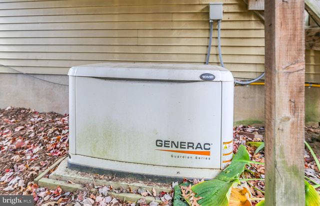 5068 MACNAMARA DR, Fredericksburg, VA 22407