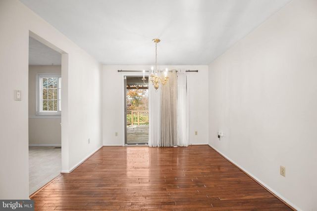 5068 MACNAMARA DR, Fredericksburg, VA 22407