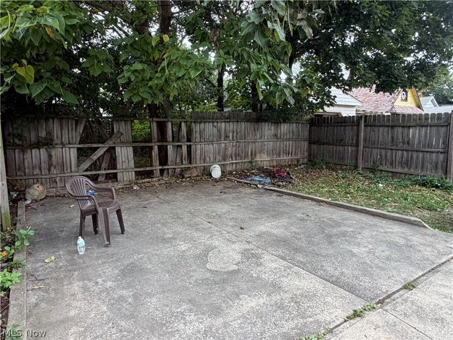 3482 W 88th Street, Cleveland, OH 44102
