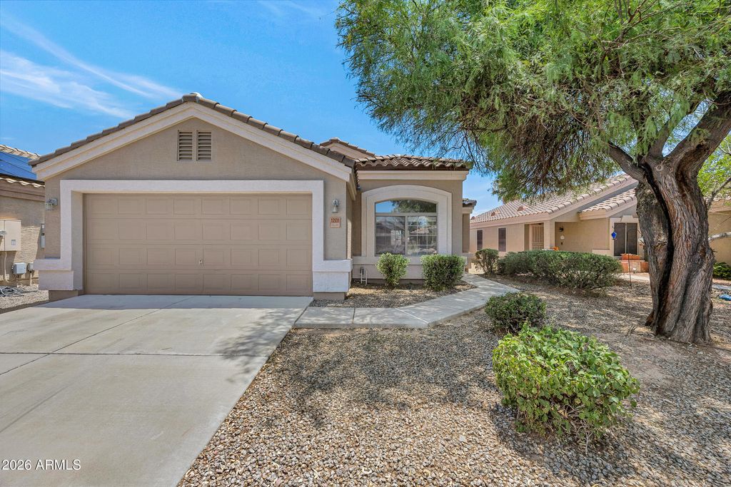 12531 W MAUNA LOA Lane, El Mirage, AZ 85335