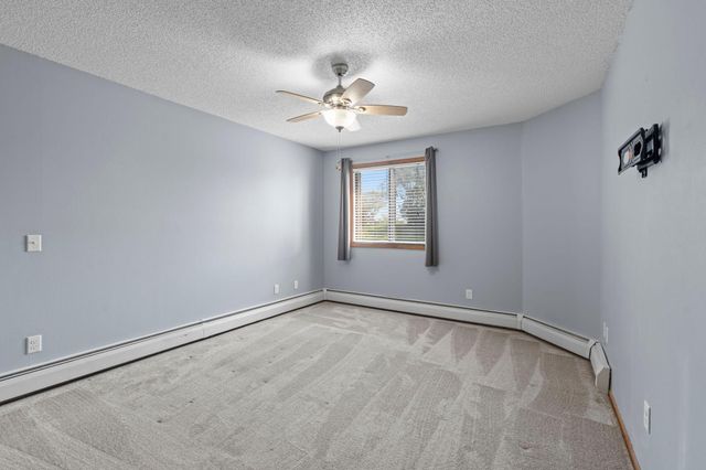 14847 Endicott Way 107, Apple Valley, MN 55124
