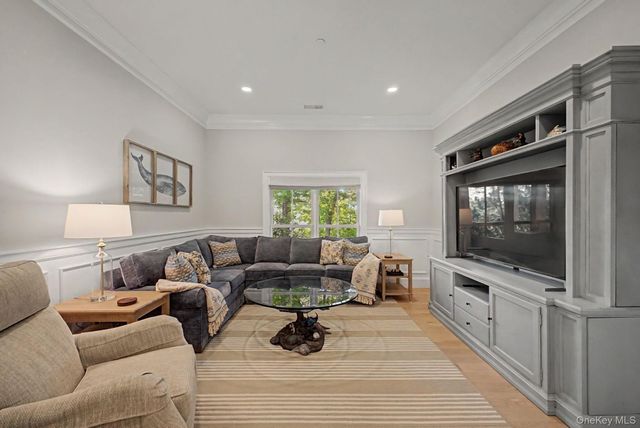 40 Hamilton Drive, Chappaqua, NY 10514