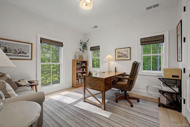40 Hamilton Drive, Chappaqua, NY 10514