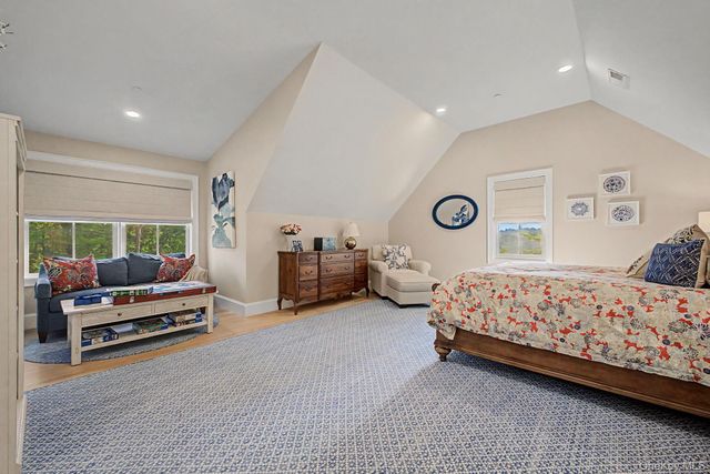 40 Hamilton Drive, Chappaqua, NY 10514