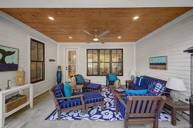 40 Hamilton Drive, Chappaqua, NY 10514