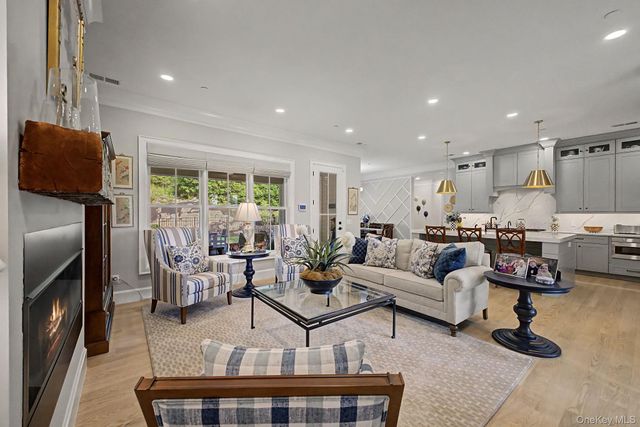 40 Hamilton Drive, Chappaqua, NY 10514