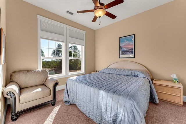 16280 Canto de las Lupine Dr, Redding, CA 96001