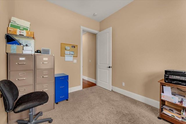 16280 Canto de las Lupine Dr, Redding, CA 96001