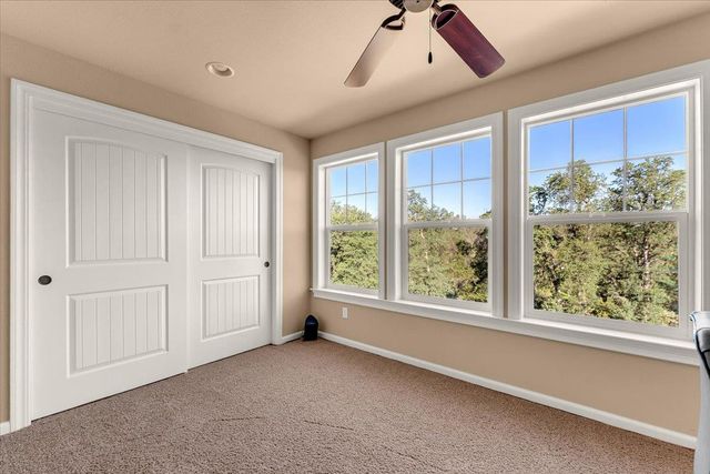 16280 Canto de las Lupine Dr, Redding, CA 96001