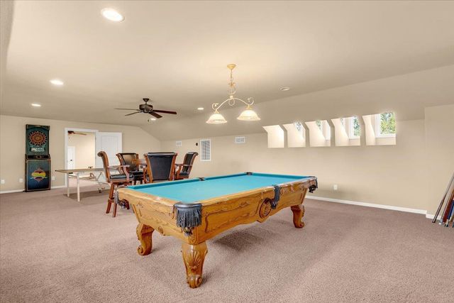 16280 Canto de las Lupine Dr, Redding, CA 96001