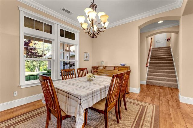 16280 Canto de las Lupine Dr, Redding, CA 96001