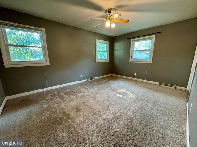 103 LAKEVIEW BLVD, Browns Mills, NJ 08015