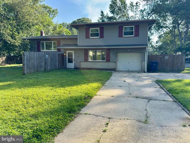 103 LAKEVIEW BLVD, Browns Mills, NJ 08015