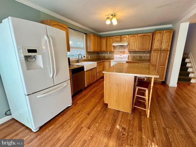 103 LAKEVIEW BLVD, Browns Mills, NJ 08015