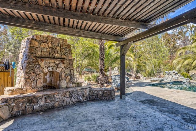 3125 Ranch Ct, Lakeport, CA 95453