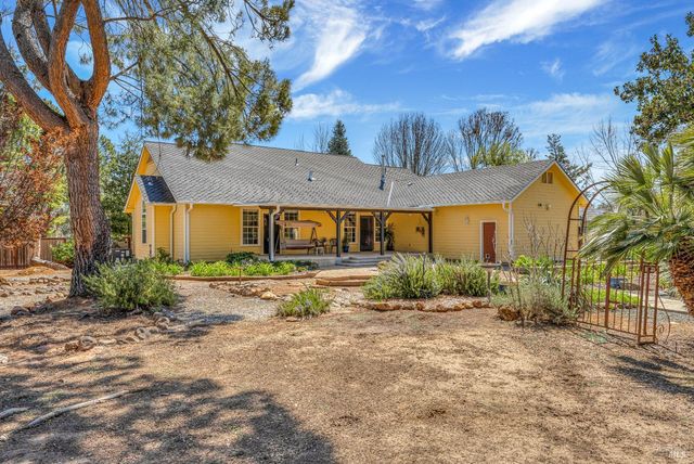 3125 Ranch Ct, Lakeport, CA 95453