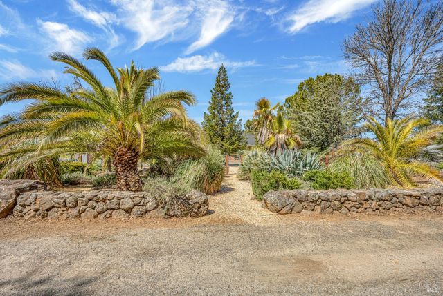 3125 Ranch Ct, Lakeport, CA 95453