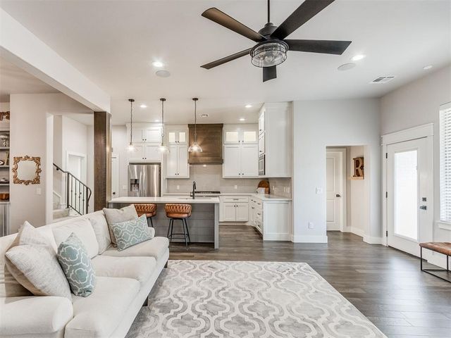 516 Mosswood Road, Norman, OK 73069