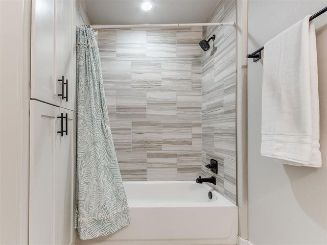 516 Mosswood Road, Norman, OK 73069