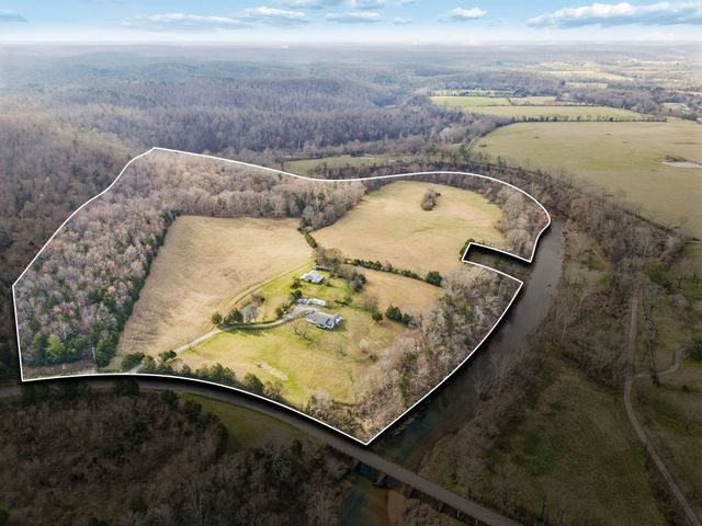 6200 Pinewood Rd, Nunnelly, TN 37137