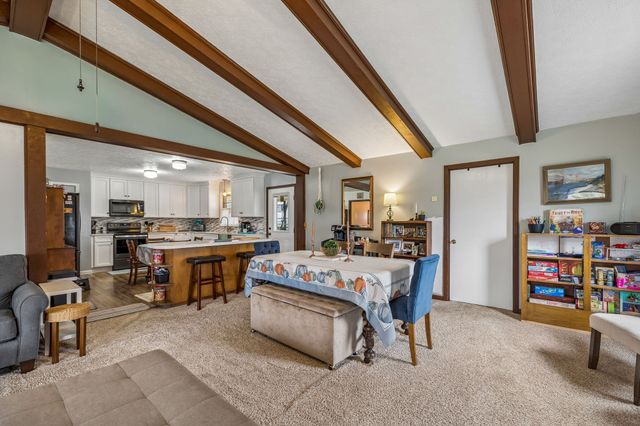 6200 Pinewood Rd, Nunnelly, TN 37137