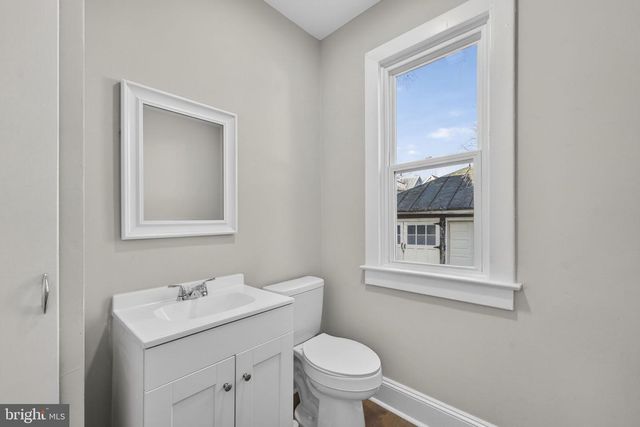 318 E PICCADILLY ST, Winchester, VA 22601