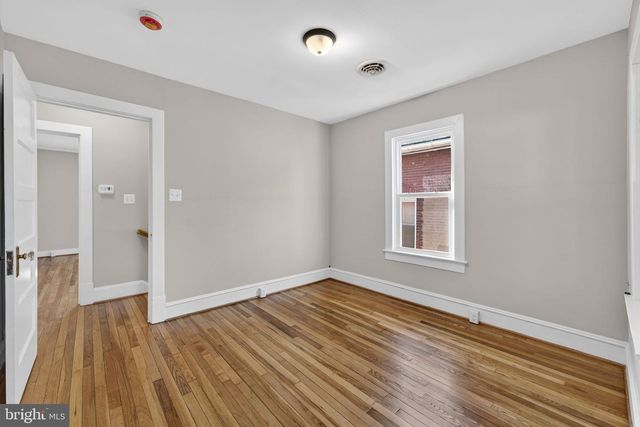 318 E PICCADILLY ST, Winchester, VA 22601