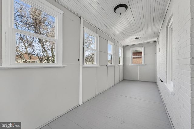 318 E PICCADILLY ST, Winchester, VA 22601