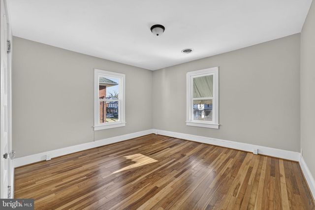 318 E PICCADILLY ST, Winchester, VA 22601