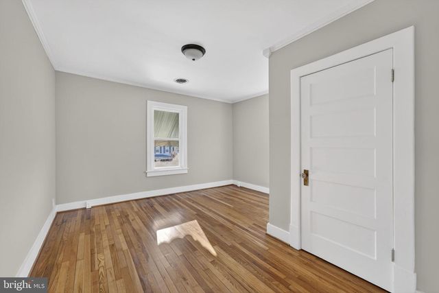 318 E PICCADILLY ST, Winchester, VA 22601