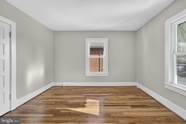 318 E PICCADILLY ST, Winchester, VA 22601