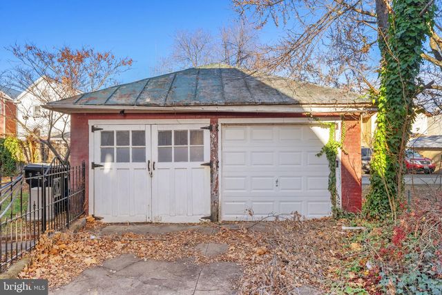 318 E PICCADILLY ST, Winchester, VA 22601