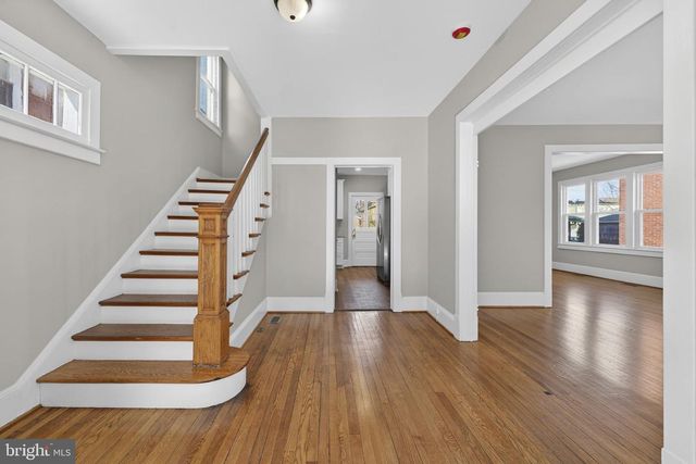 318 E PICCADILLY ST, Winchester, VA 22601