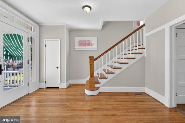 318 E PICCADILLY ST, Winchester, VA 22601