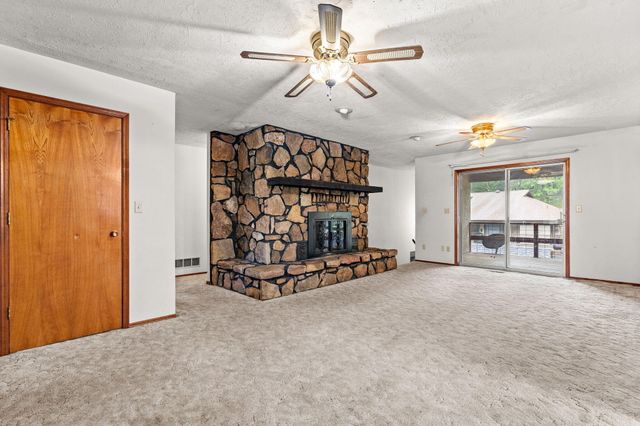 208 W Maddux Street, Branson, MO 65616