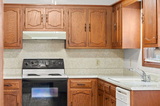 208 W Maddux Street, Branson, MO 65616