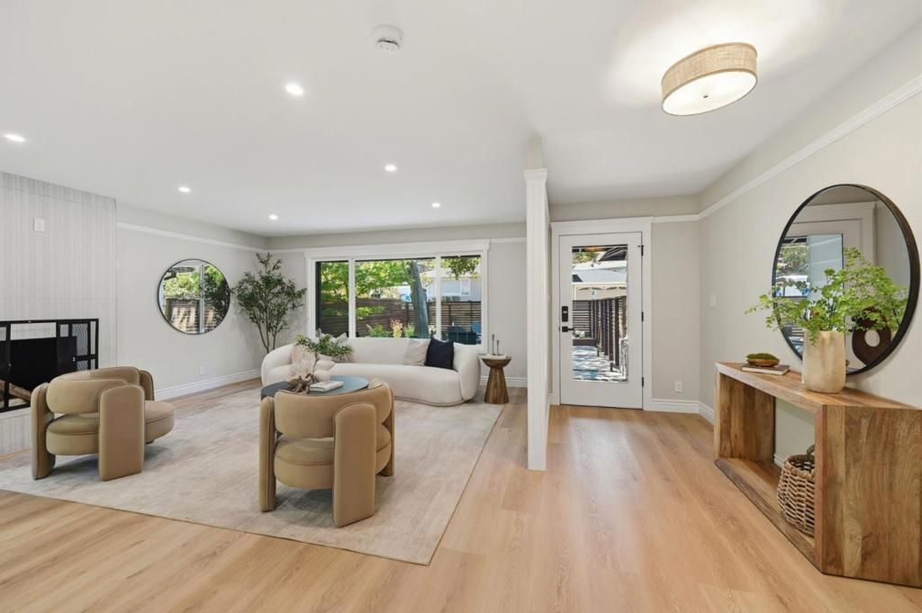 Image 15 of property listing at 2045 Mezes Avenue, Belmont, CA 94002