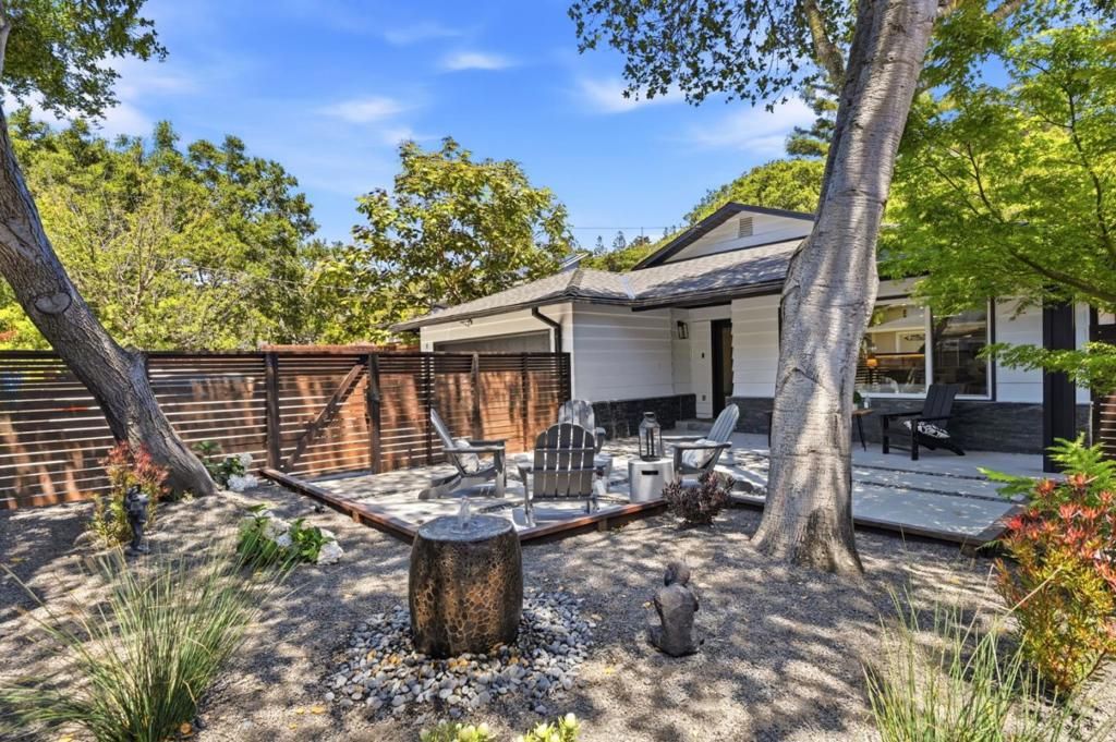 Image 5 of property listing at 2045 Mezes Avenue, Belmont, CA 94002