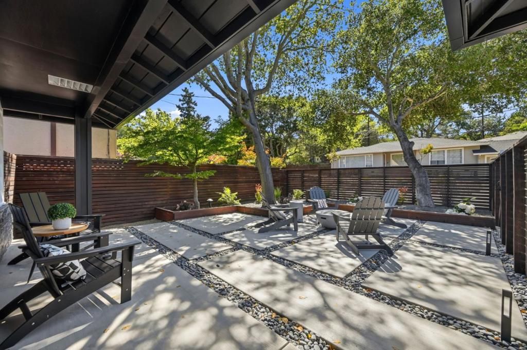 Image 8 of property listing at 2045 Mezes Avenue, Belmont, CA 94002